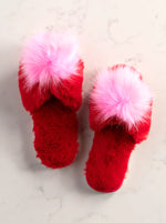 HOLIDAY SLIPPERS IN RED/PINK