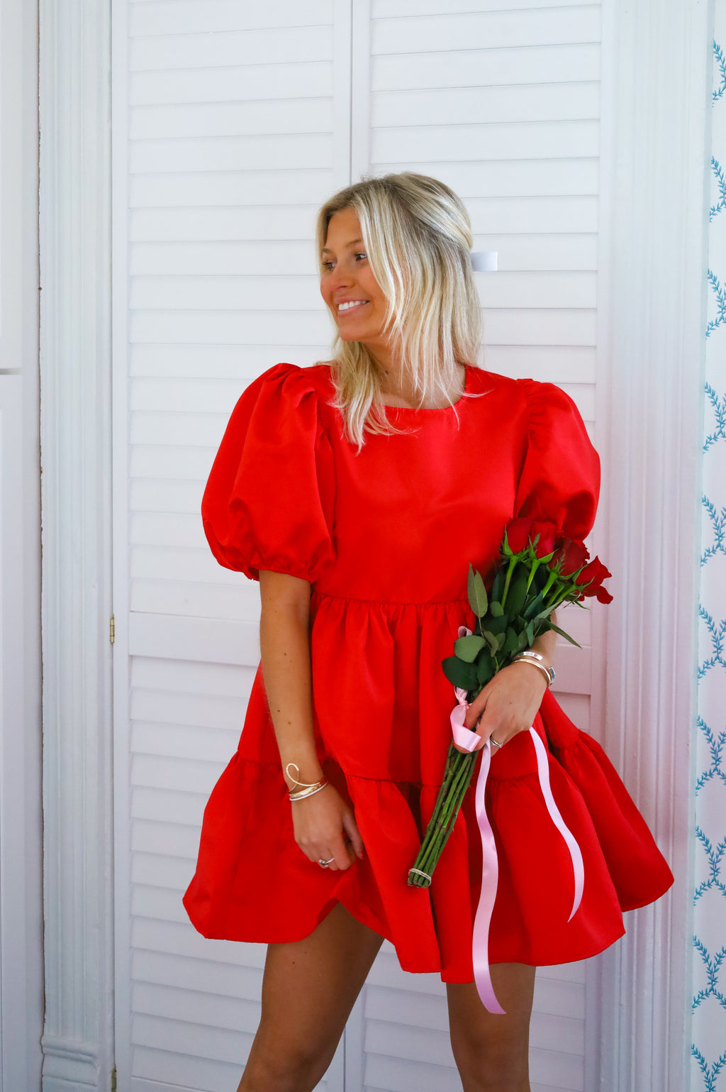 SATIN PUFF SLEEVE DRESS IN CANDY RED